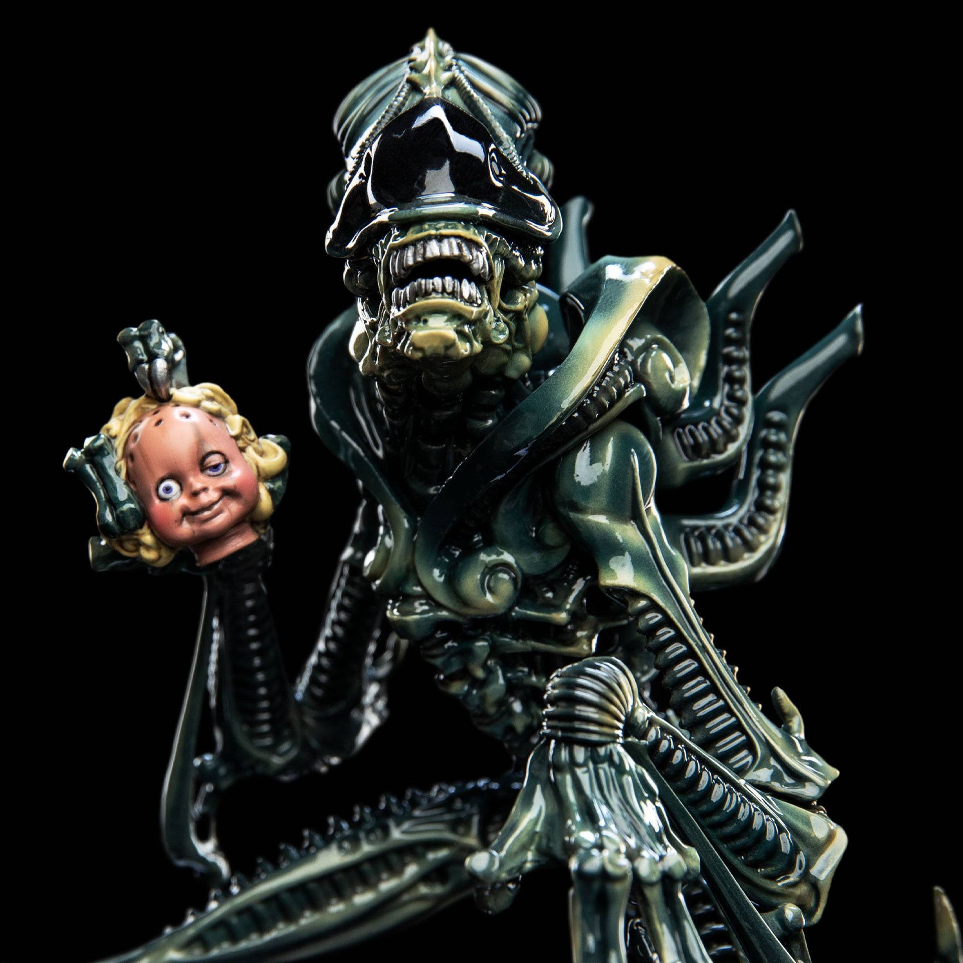 Mini Epics Aliens Xenomorph Soldier Limited Edition Vinyl Figure by Weta Workshop