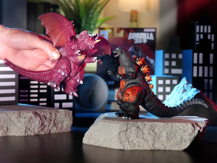 DESTOROYAH GODZILLA BANDAI SOFT VINYL DELUXE KAIJU FIGURE - Action Figures