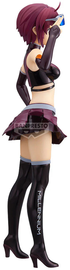 Action figure of LUNAMARIA HAWKE with Millenium logo on boots