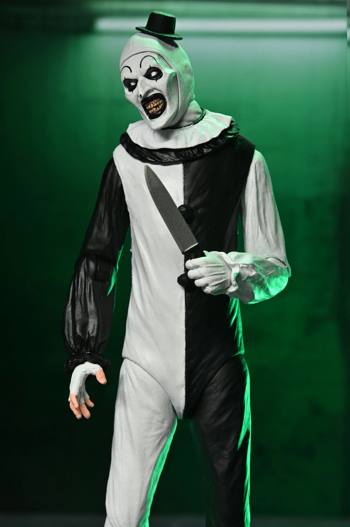 Terrifier 2 Ultimate Art the Clown & The Little Pale Girl 7-Inch Scale Figure 2-Pack - Action Figures - Horror
