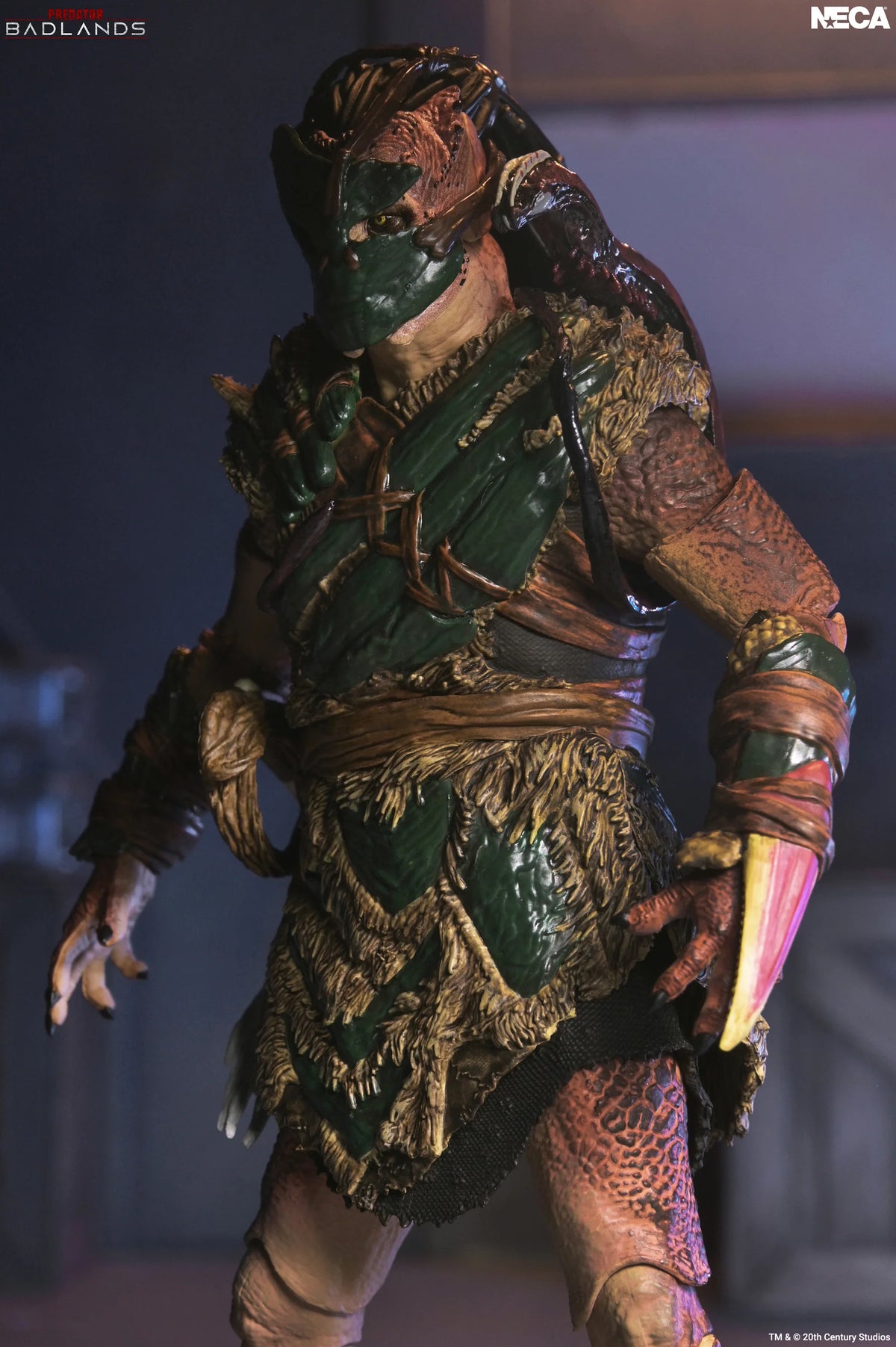Predator: Badlands Dek (Bone Bison Armor) NECA Ultimate 7-Inch Scale Action Figure - Action Figures - Movies - Predator