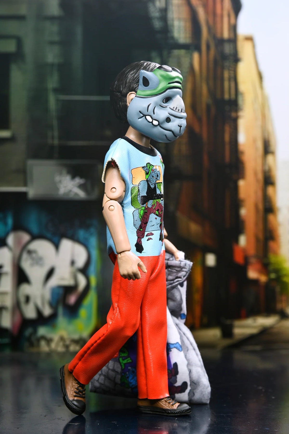 TEENAGE MUTANT NINJA TURTLES ROCKSTEADY BEN COOPER FIGURE - Action Figures - Animation - TMNT