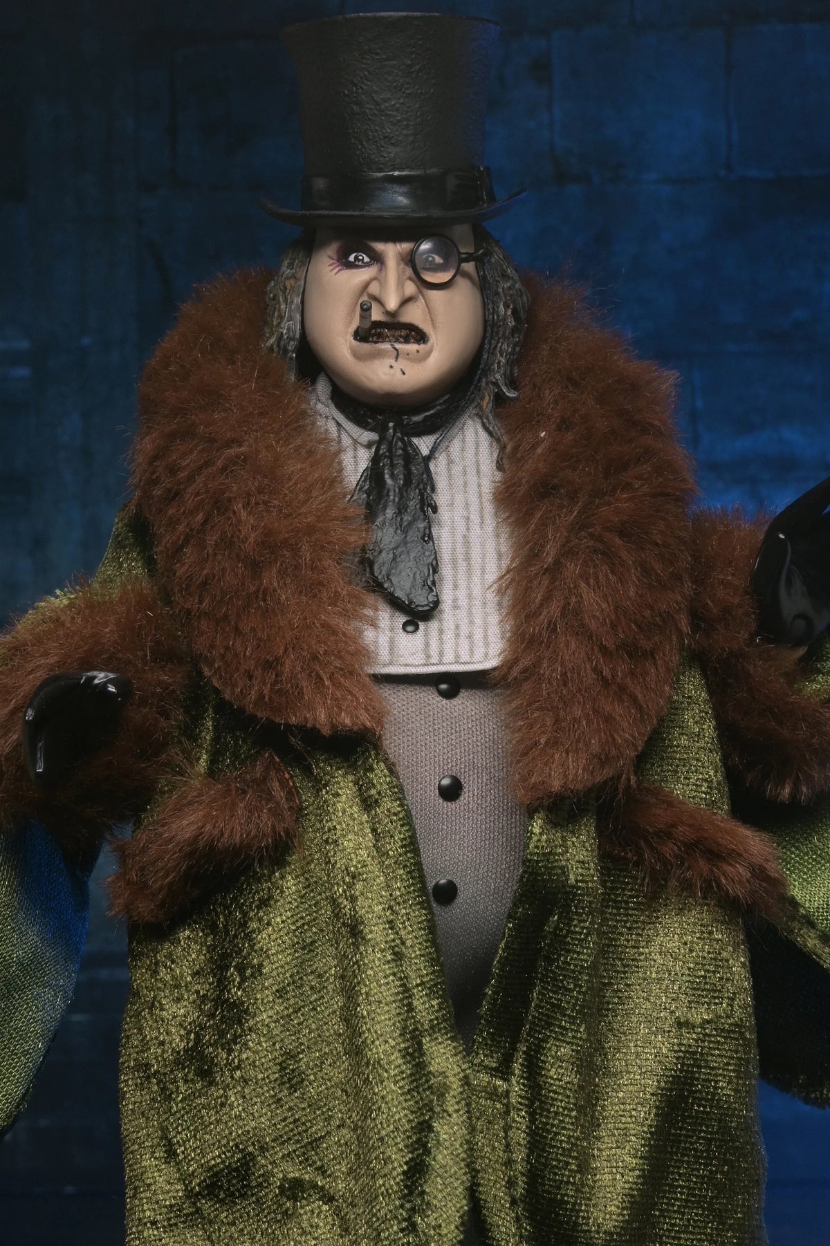 Batman Returns The Penguin 8-Inch Clothed Action Figure - Action Figures - DC Comics