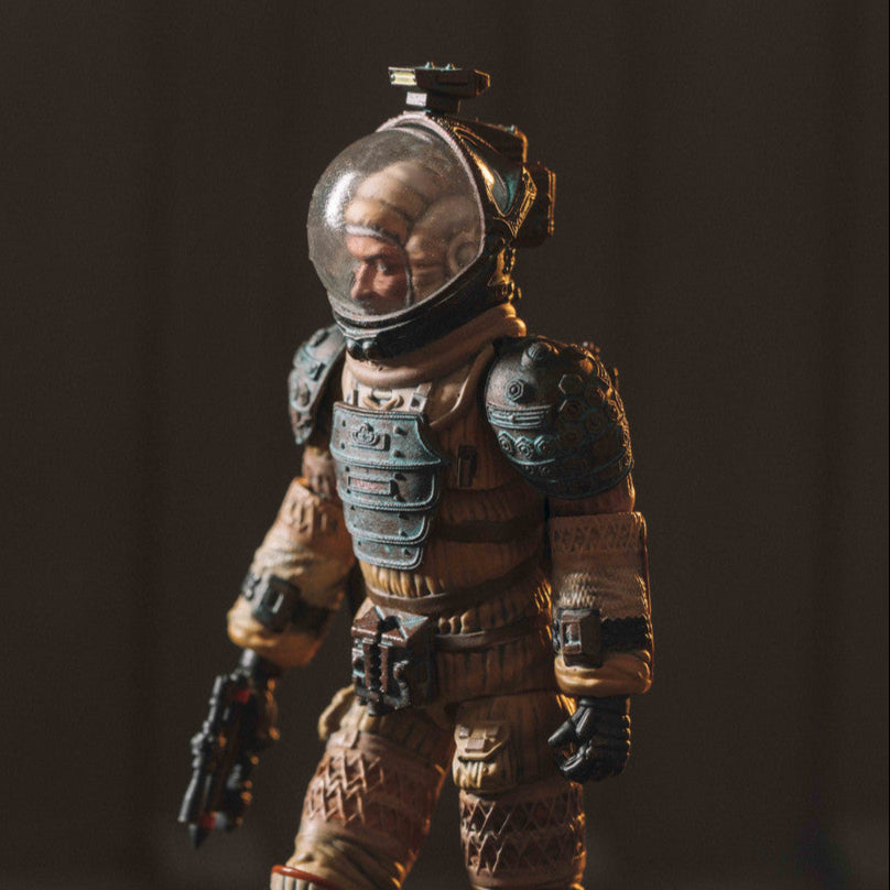 Alien – Kane in Spacesuit PX 1/18 Scale Figure by Hiya Toys
