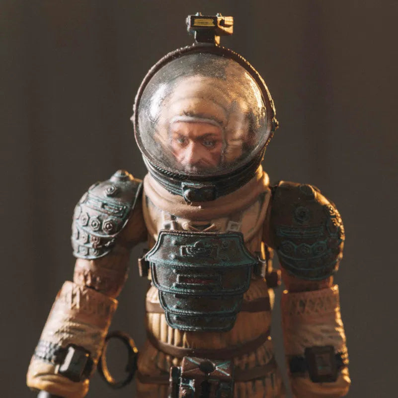 Alien – Kane in Spacesuit PX 1/18 Scale Figure by Hiya Toys