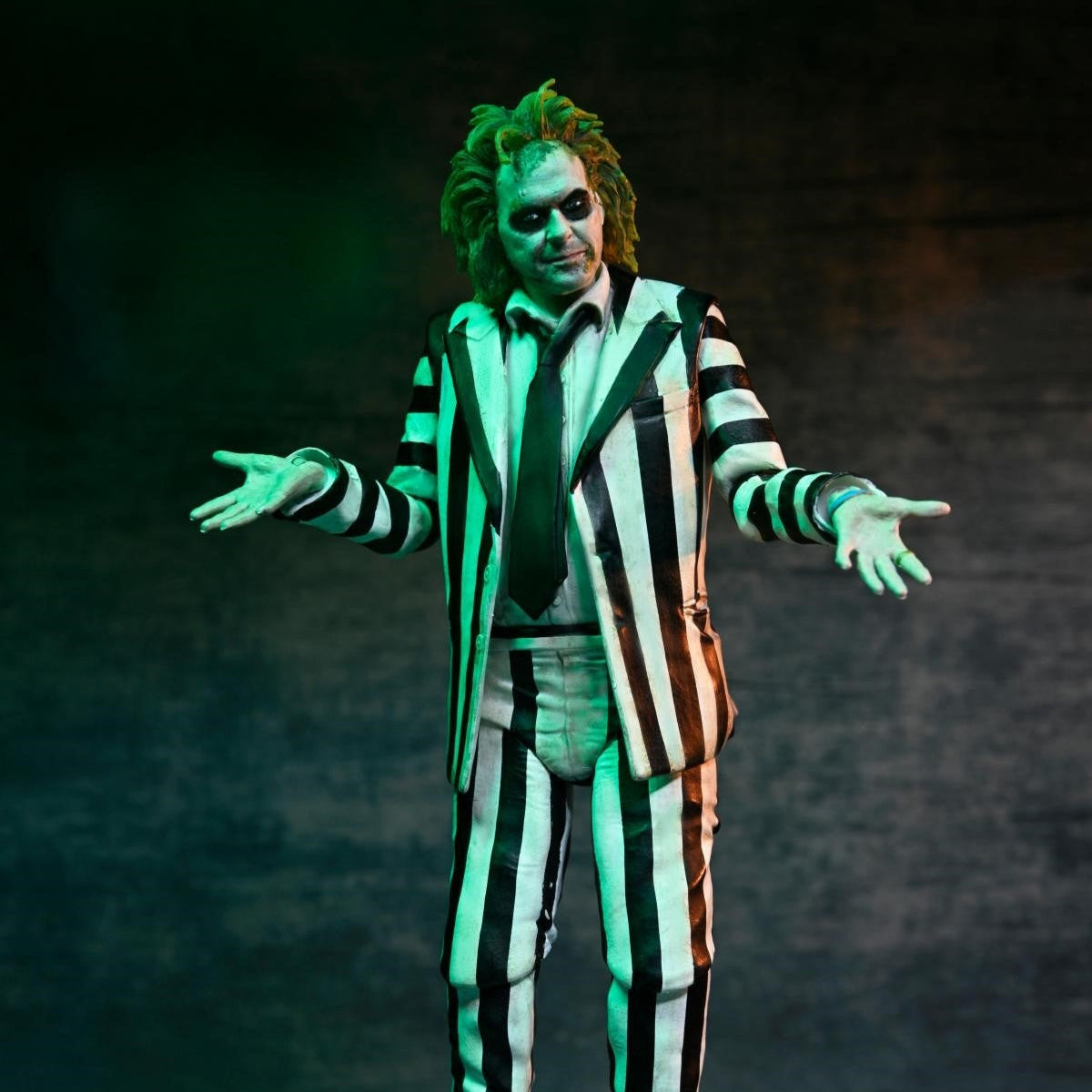 Beetlejuice – Ultimate Striped Suit Action Figure by NECA