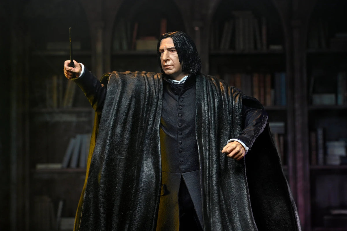 HARRY POTTER PROFESSOR SEVERUS SNAPE NECA ACTION FIGURE - Action Figures - Movies - Harry Potter