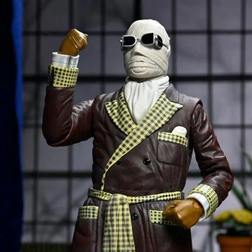 Universal Monsters – The Invisible Man (Kemp House Version) Ultimate 7” Color Action Figure by NECA