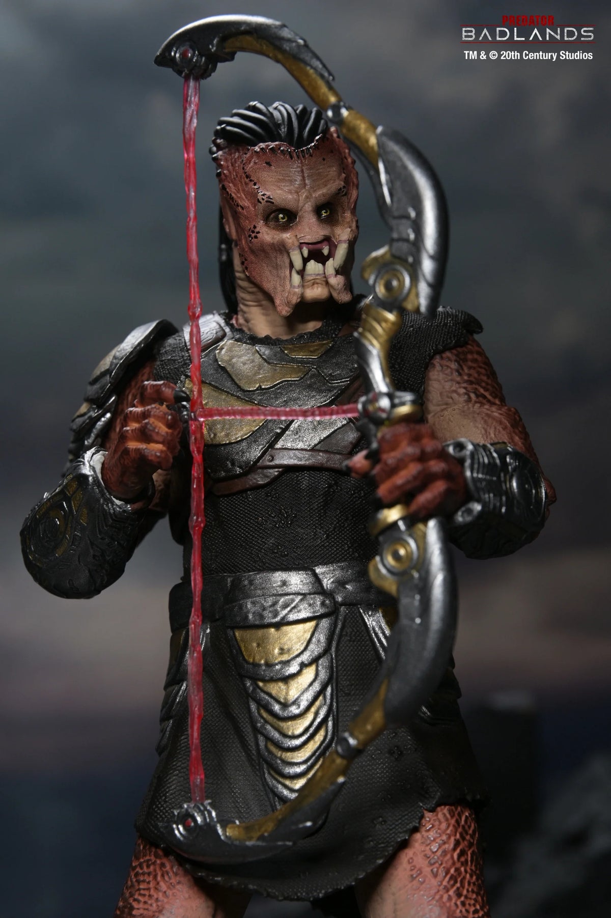 PREDATOR BADLANDS ULTIMATE DEK (TRAINING ARMOR) NECA FIGURE - Action Figures - Movies - Alien & Predator