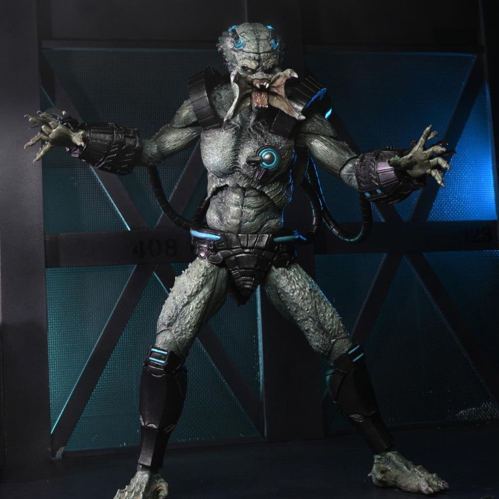 Predator – Stone Heart Predator NECA 7" Deluxe Figure - Action Figures - Movies - Alien & Predator