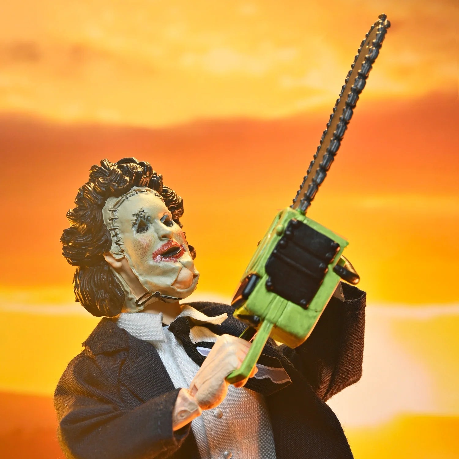Texas Chainsaw Massacre – Leatherface (Pretty Woman) 50th Anniversary Figure by NECA