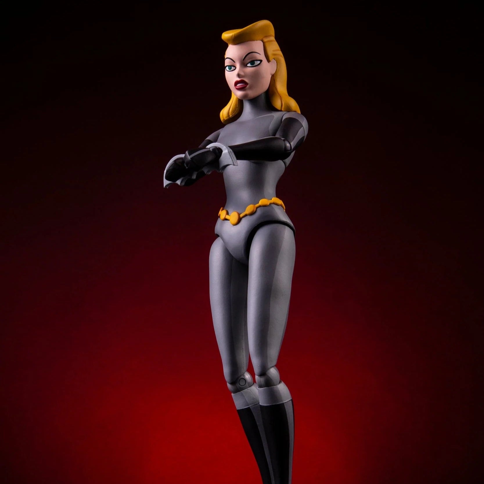 Catwoman – Batman: The Animated Series 1/6 Scale Figure | Mondo
