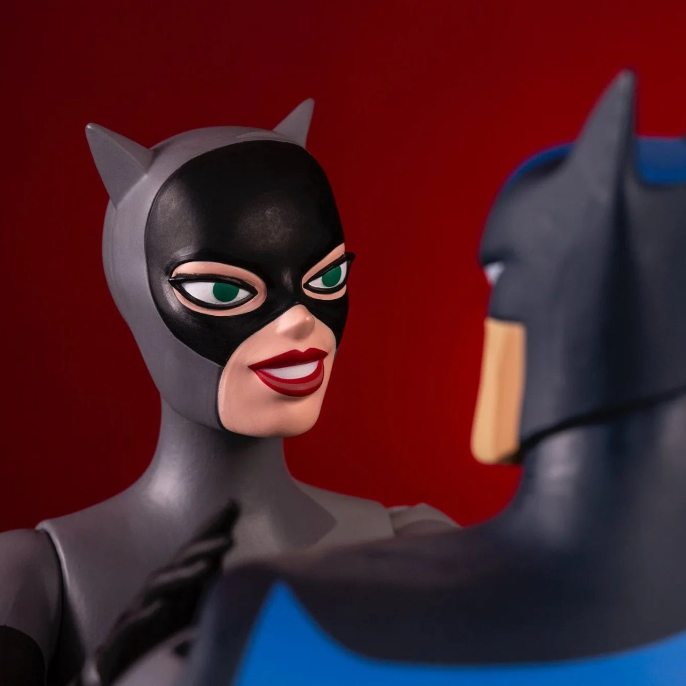 Catwoman – Batman: The Animated Series 1/6 Scale Figure | Mondo