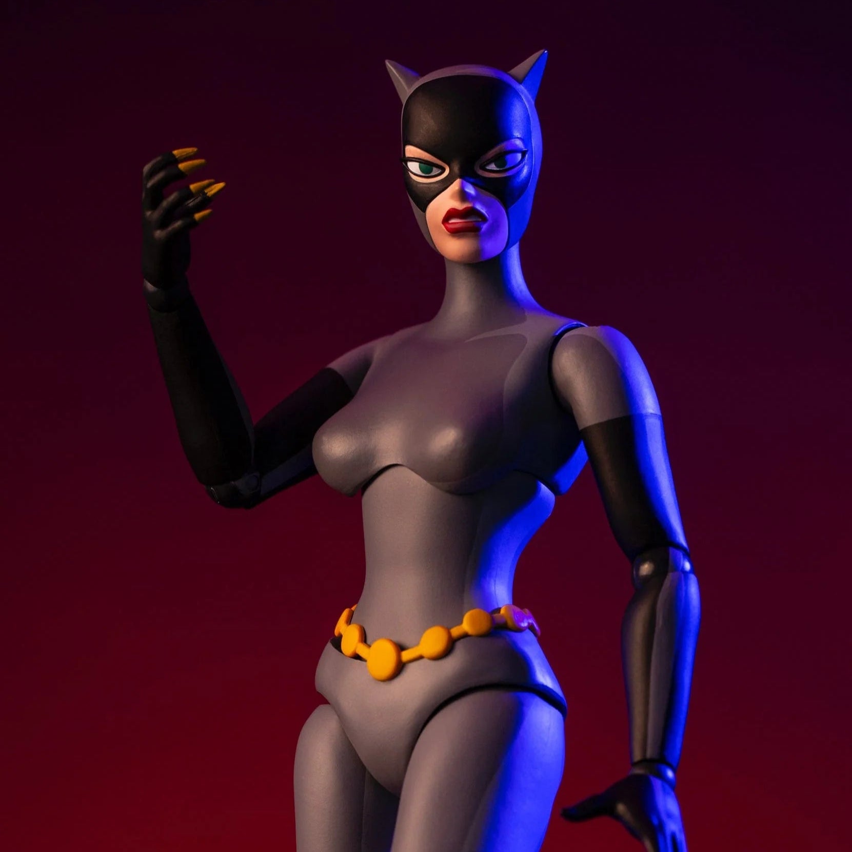 Catwoman – Batman: The Animated Series 1/6 Scale Figure | Mondo