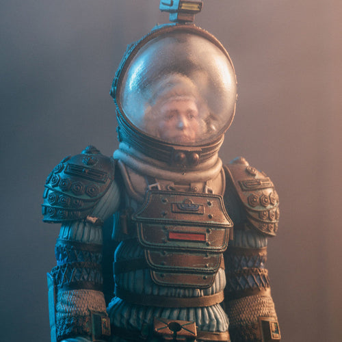 Alien – Lambert in Spacesuit PX 1/18 Scale Figure by Hiya Toys