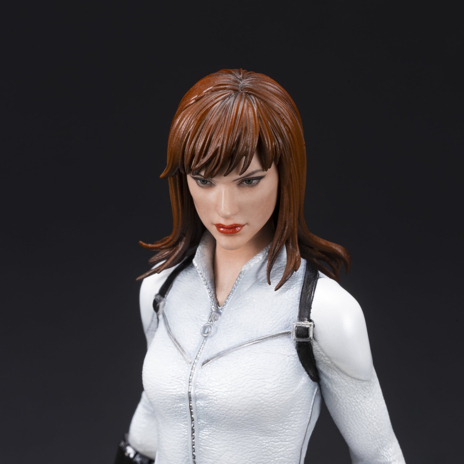 Black Widow (White Costume) – Kotobukiya ArtFX Premier Statue
