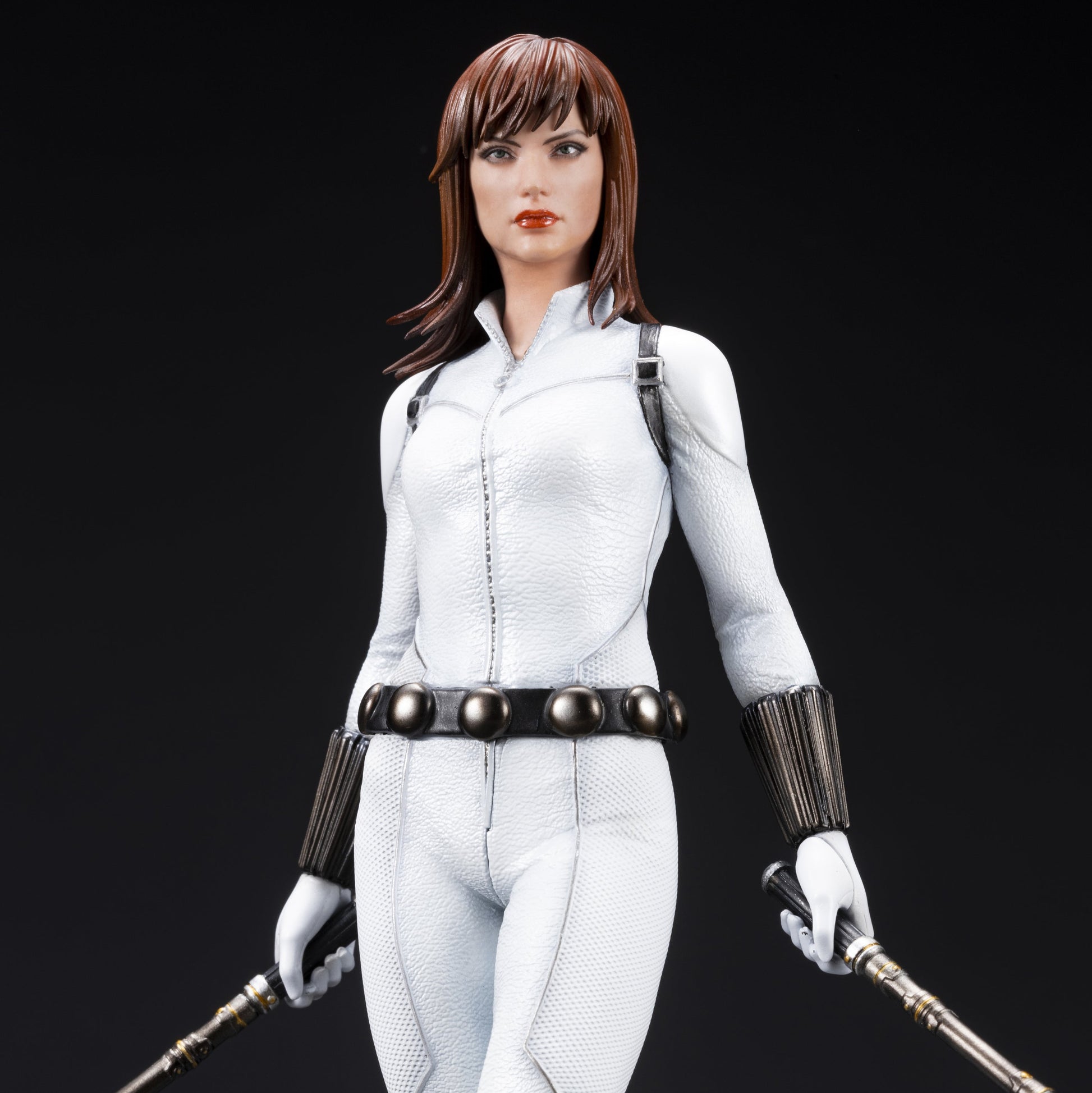 Black Widow (White Costume) – Kotobukiya ArtFX Premier Statue