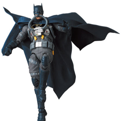 Batman (Stealth Jumper Suit) – DC Comics: Hush – Mafex Action Figure