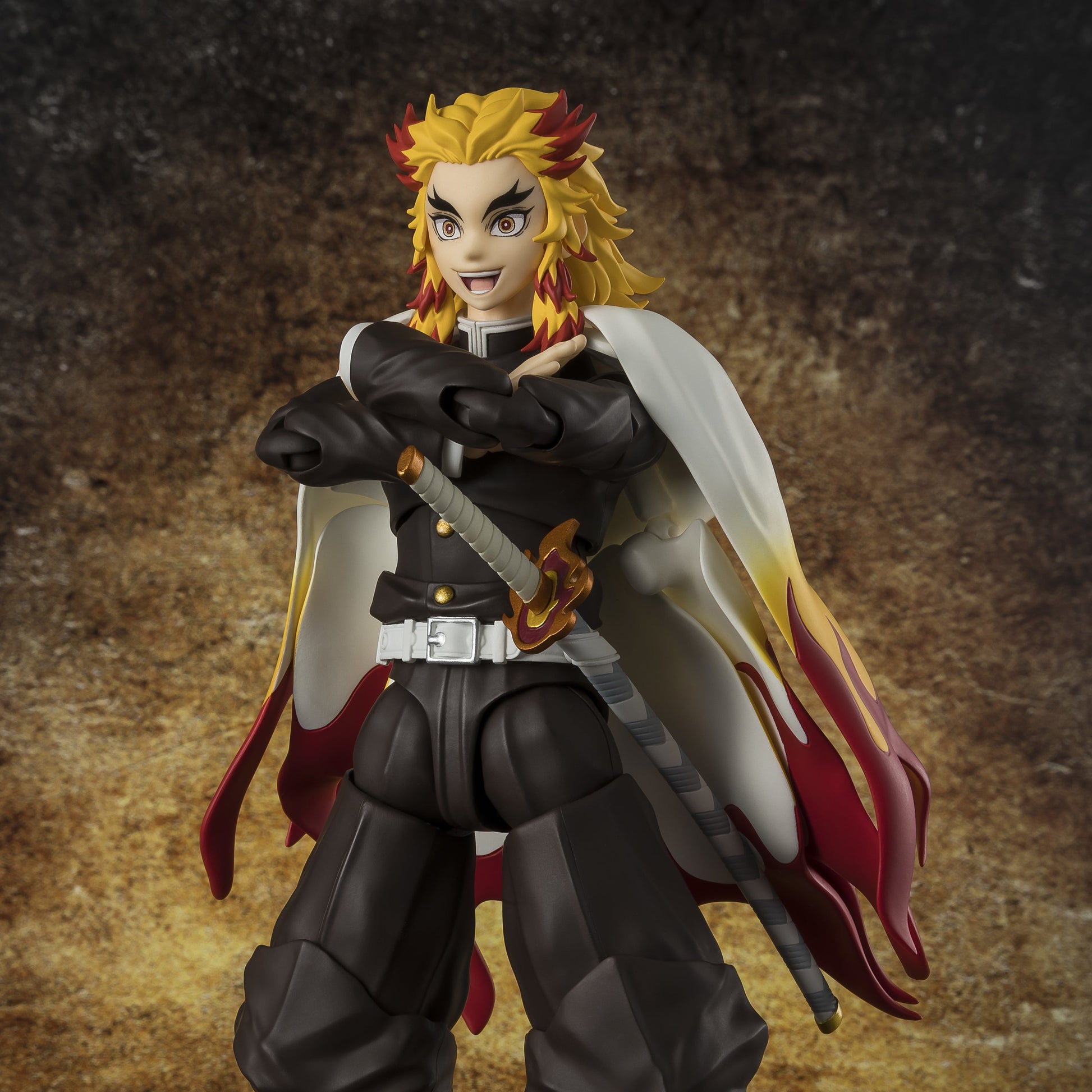 Demon Slayer – Kyojuro Rengoku Action Figure – S.H. Figuarts