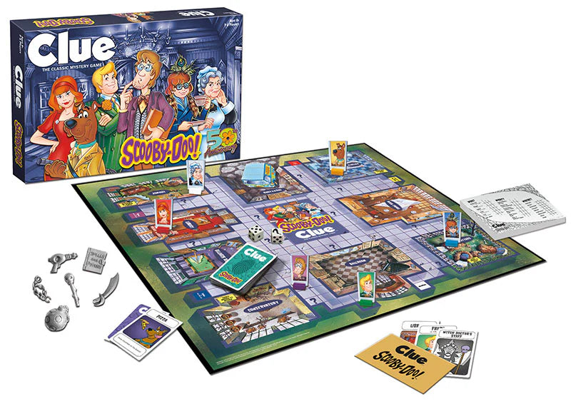 Clue board game with Scooby-Doo characters on the packaging - Action Figures - Television