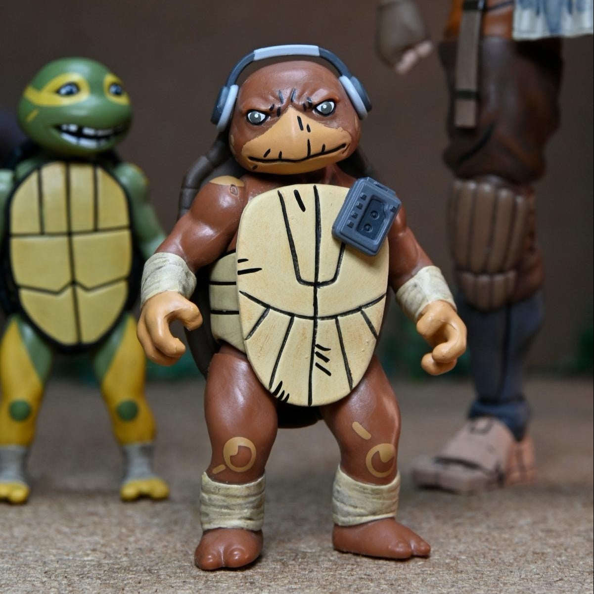 TMNT: The Last Ronin – Grammy April – 7” Action Figure by NECA