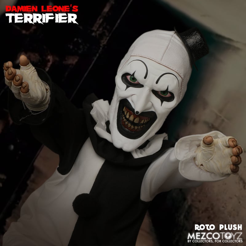 Terrifier – Art the Clown 18-Inch Roto Plush Figure by MezcoToyz