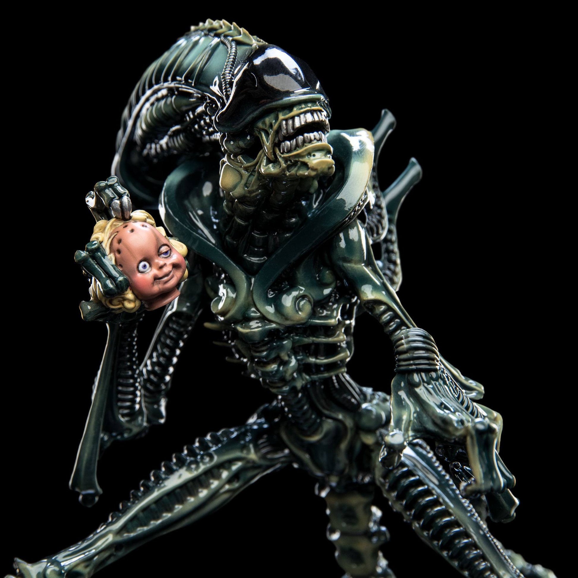 Mini Epics Aliens Xenomorph Soldier Limited Edition Vinyl Figure by Weta Workshop