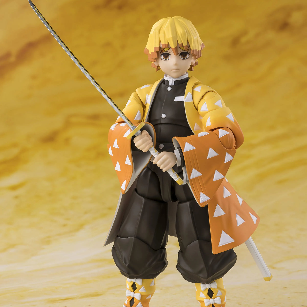 Zenitsu Agatsuma – Demon Slayer – S.H. Figuarts Figure - Action Figures - Anime - Demon Slayer