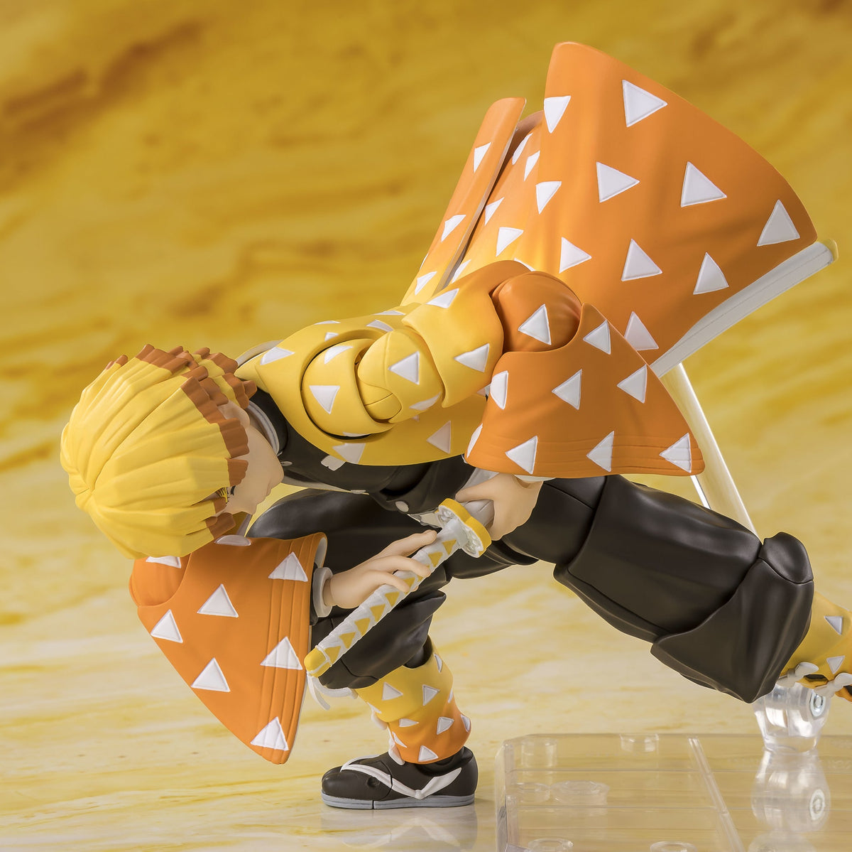 Zenitsu Agatsuma – Demon Slayer – S.H. Figuarts Figure - Action Figures - Anime - Demon Slayer