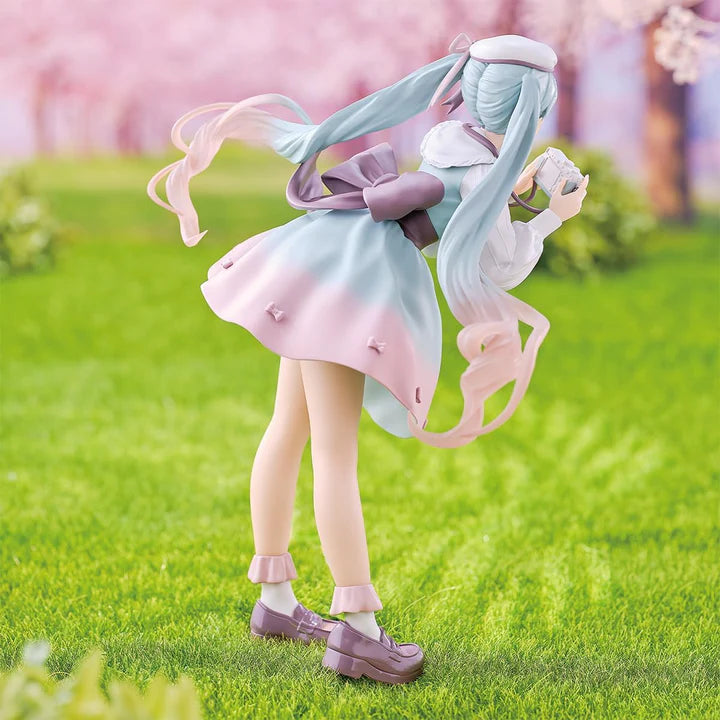 Hatsune Miku Holiday Memories Camera Figure – Vocaloid Banpresto