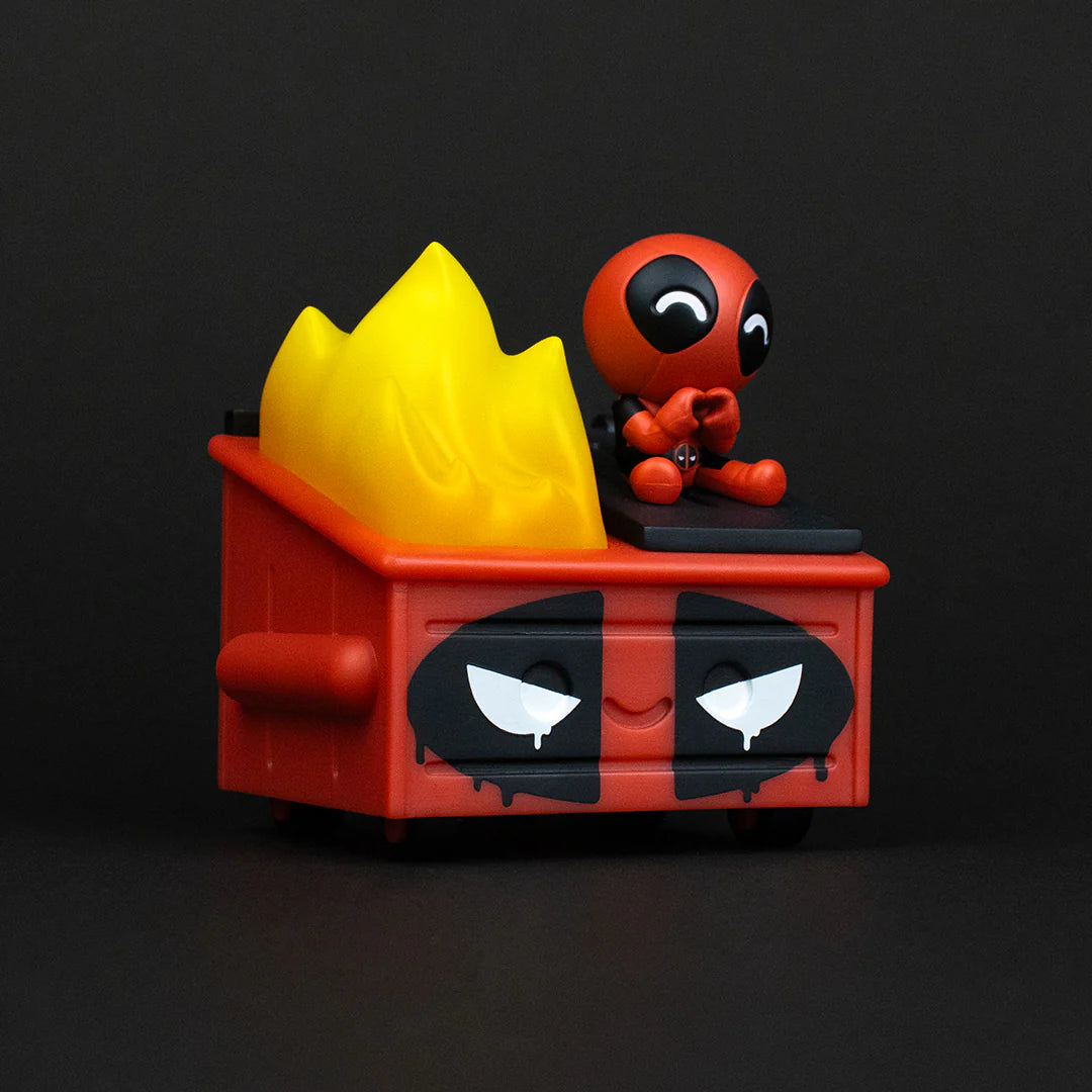 Marvel – Deadpool Dumpster Fire – 100% Soft Vinyl Figure