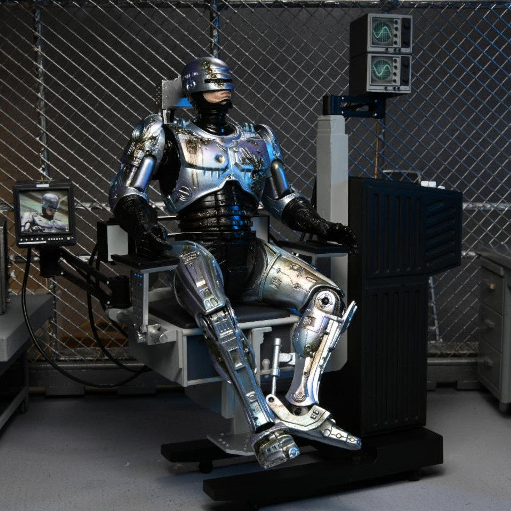 ED-209 – RoboCop – “The Future of Law Enforcement” with Sound by NECA - Action Figures - Movies