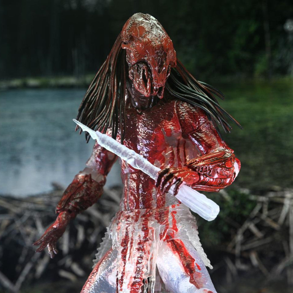 NECA PREY ULTIMATE BEAR BLOOD FERAL PREDATOR FIGURE