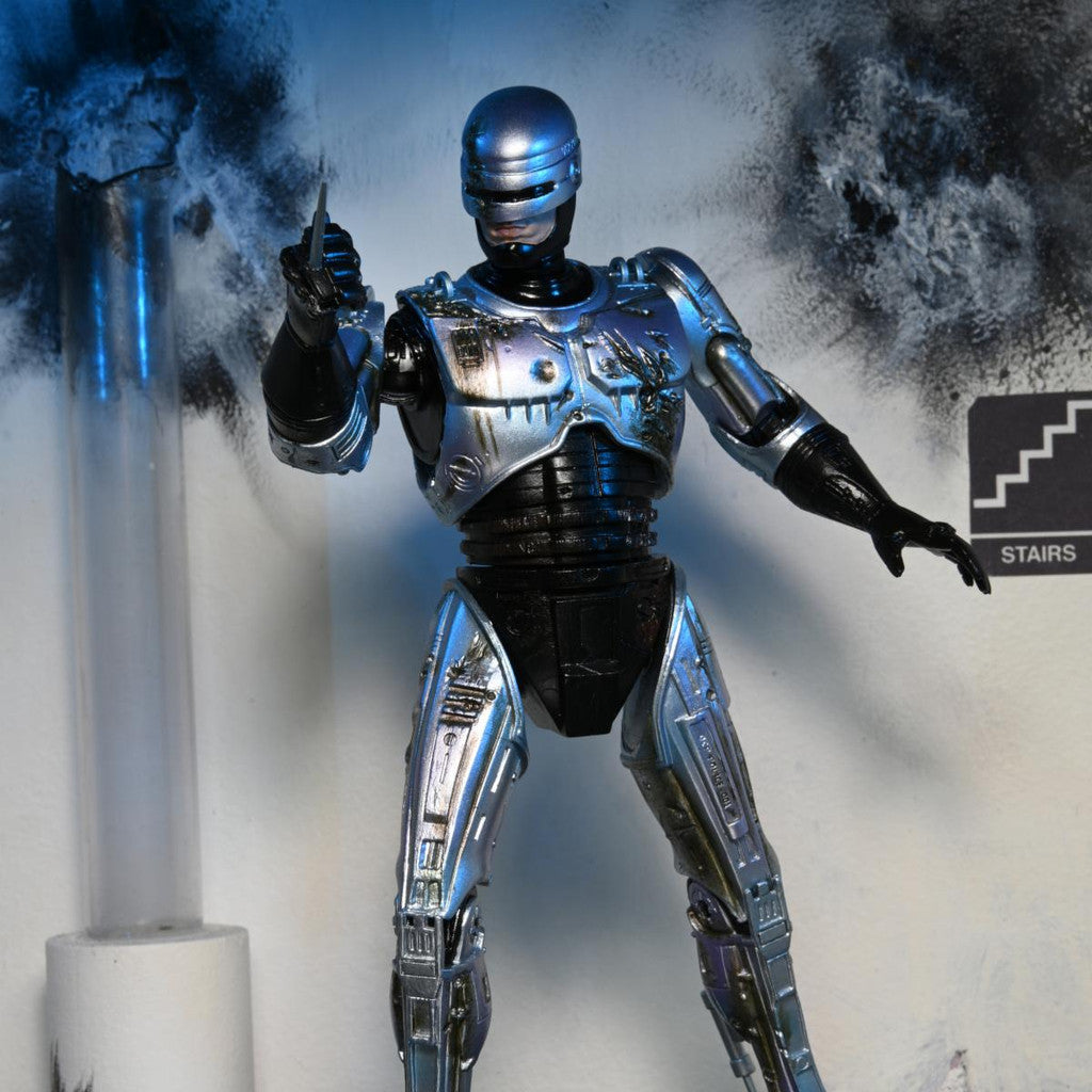 ED-209 – RoboCop – “The Future of Law Enforcement” with Sound by NECA - Action Figures - Movies