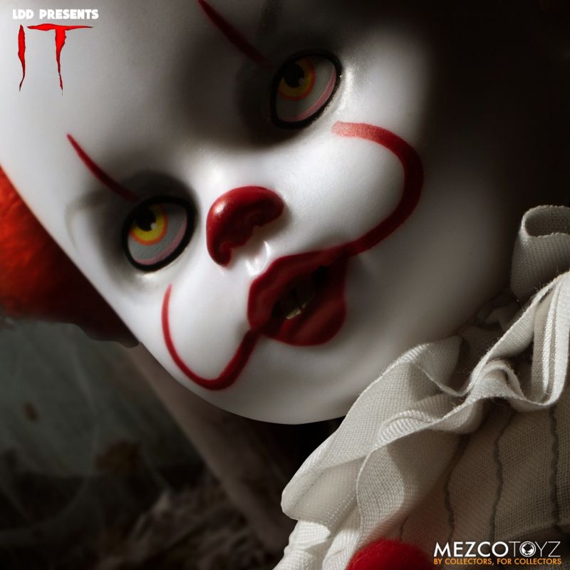 Pennywise – Living Dead Dolls Figure by Mezco Toyz (IT)